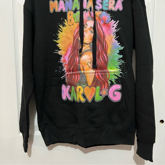 ❄️ Karol G Womens Multi Color Hoodie - Picture 3 of 8
